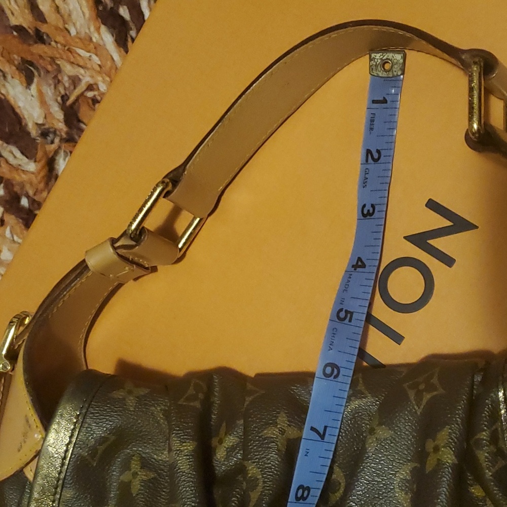 Louis Vuitton Kalahari GM Limited Edition Bag with COA - Picture 13 of 16